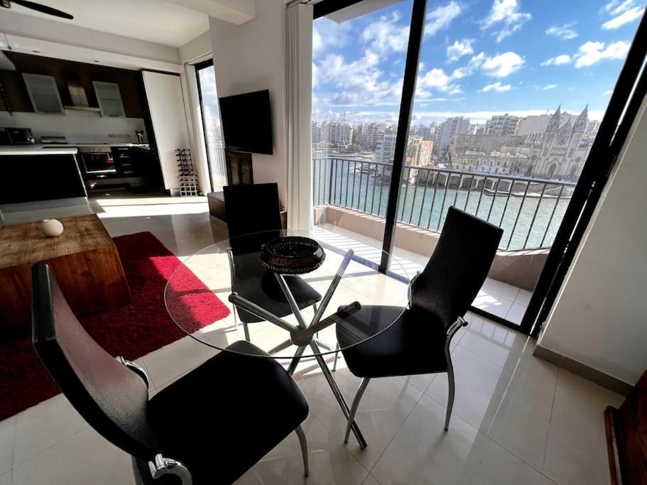 Seafront Meridionale 2Bedroom Apartment سانت جوليان المظهر الخارجي الصورة